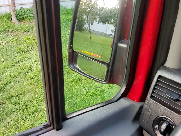 2012 Mercedes-Benz Sprinter, красный, 2050000 рублей - вид 20