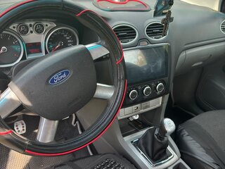 2010 Ford Focus II Рестайлинг, белый, 550000 рублей, вид 5
