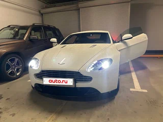2011 Aston Martin V8 Vantage S III Рестайлинг, белый, 9950000 рублей, вид 3