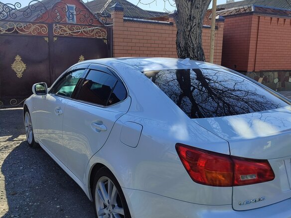 2006 Lexus IS 350 II, белый, 1150000 рублей - вид 3