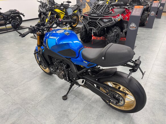 2022 Yamaha XSR900, синий, 1020000 рублей - вид 6