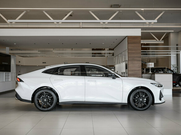 2024 Changan UNI-V I, белый, 3329900 рублей - вид 10