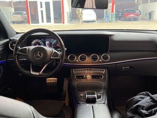 2018 Mercedes-Benz E-Класс 200 V (W213, S213, C238), белый, 3350000 рублей, вид 5