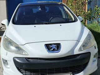 2008 Peugeot 308 I, белый, 650000 рублей, вид 1