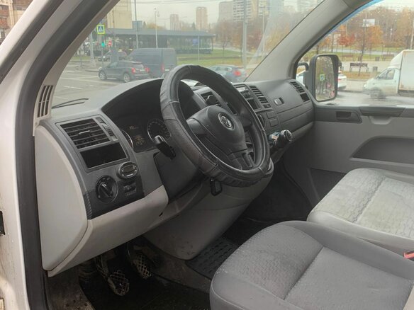 2012 Volkswagen Transporter, белый, 750000 рублей - вид 7