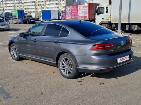 2017 Volkswagen Passat B8, серый, 1570000 рублей, вид 2