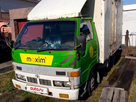1990 Toyota Dyna, зелёный, 400000 рублей, вид 4