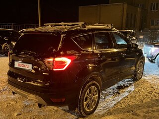 2017 Ford Kuga II Рестайлинг, чёрный, 1850000 рублей, вид 5
