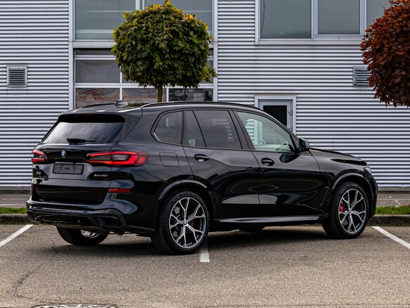 2022 BMW X5 40i IV (G05/G18), чёрный, 8295000 рублей - вид 5