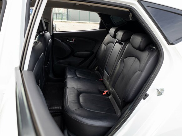 2015 Hyundai ix35 I Рестайлинг, белый, 1395000 рублей - вид 16