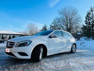 2014 Mercedes-Benz A-Класс 180 III (W176), белый, 1690000 рублей, вид 1