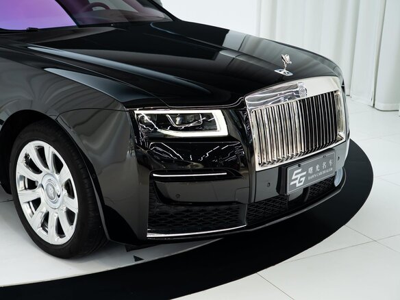 2023 Rolls-Royce Ghost Extended II (Series I), чёрный, 29900000 рублей - вид 14