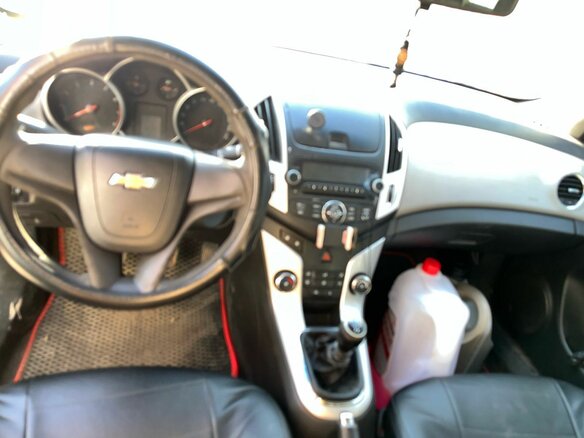 2014 Chevrolet Cruze I Рестайлинг, белый, 250000 рублей - вид 16