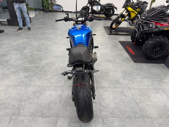 2022 Yamaha XSR900, синий, 1150000 рублей - вид 3