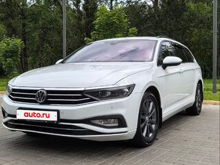 2020 Volkswagen Passat B8 Рестайлинг, белый, 2700000 рублей, вид 1