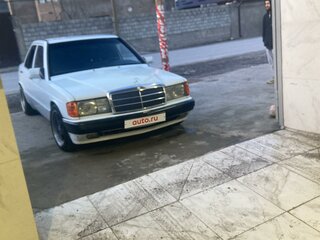 1990 Mercedes-Benz 190 (W201), белый, 575000 рублей, вид 3