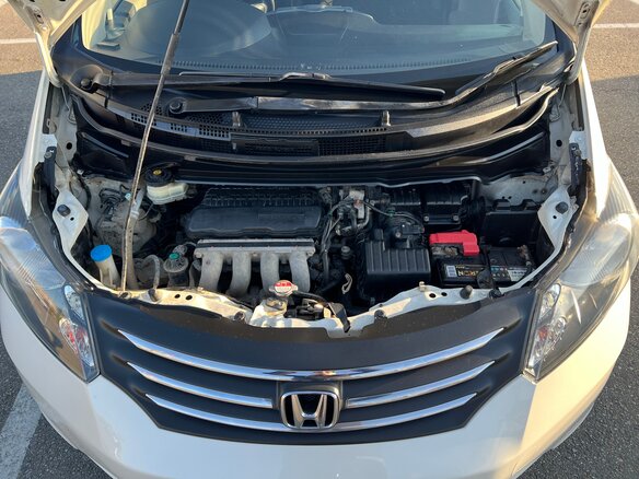 2008 Honda Freed I, белый, 850000 рублей - вид 12