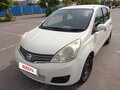 2010 Nissan Note I Рестайлинг, белый, 560000 рублей - вид 1