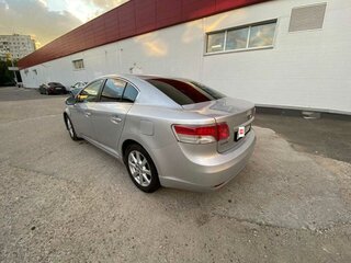 2011 Toyota Avensis III, серебристый, 950000 рублей, вид 4