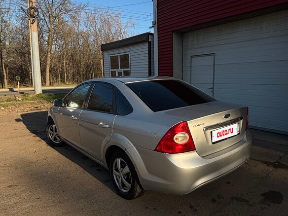 2008 Ford Focus II Рестайлинг, серебристый, 700000 рублей - вид 11