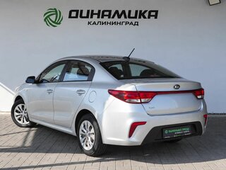 2020 Kia Rio IV, серый, 1349000 рублей, вид 3