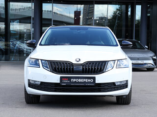 2017 Skoda Octavia III (A7) Рестайлинг, белый, 2009000 рублей, вид 2