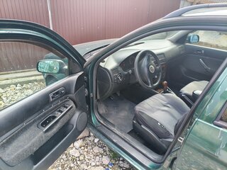 1999 Volkswagen Bora I, зелёный, 250000 рублей, вид 4