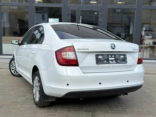 2017 Skoda Rapid I Рестайлинг, белый, 820000 рублей, вид 2