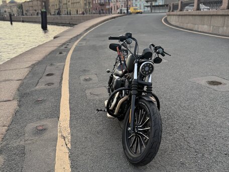 2014 Harley-Davidson Sportster 883, чёрный, 833000 рублей, вид 5