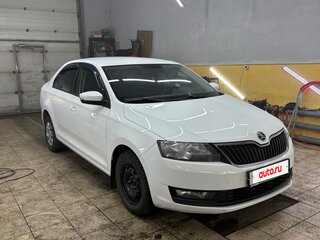 2017 Skoda Rapid I Рестайлинг, белый, 1100000 рублей, вид 1