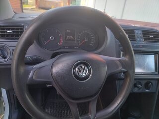2019 Volkswagen Polo V Рестайлинг, белый, 700000 рублей, вид 4