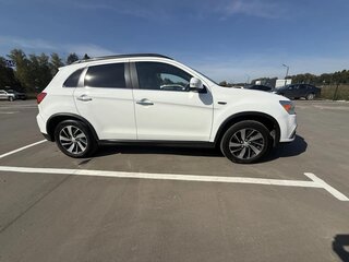 2018 Mitsubishi ASX I Рестайлинг 2, белый, 1690000 рублей, вид 5