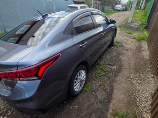 2018 Hyundai Solaris II, серый, 1200000 рублей, вид 3