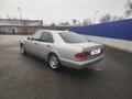 1998 Mercedes-Benz E-Класс 240 II (W210, S210), серебристый, 400000 рублей - вид 5