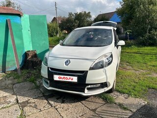 2013 Renault Scenic III Рестайлинг, белый, 780000 рублей, вид 1