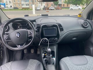 2017 Renault Kaptur I, серый, 1550000 рублей, вид 5
