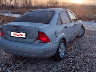 2000 Ford Focus I (North America), серебристый, 160000 рублей, вид 4