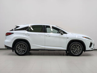 2019 Lexus RX 300 IV Рестайлинг, белый, 4850000 рублей, вид 4