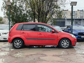 2007 Ford Fiesta Mk5, красный, 389000 рублей, вид 5