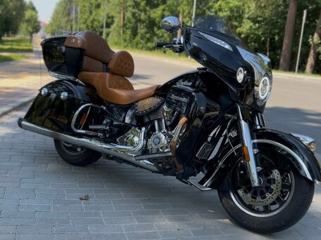 2015 Indian Roadmaster, чёрный, 1139783 рублей, вид 4