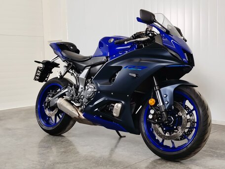 2022 Yamaha YZF-R7, синий, 829000 рублей, вид 2