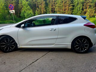 2015 Kia Ceed GT I Рестайлинг, белый, 1070000 рублей, вид 2