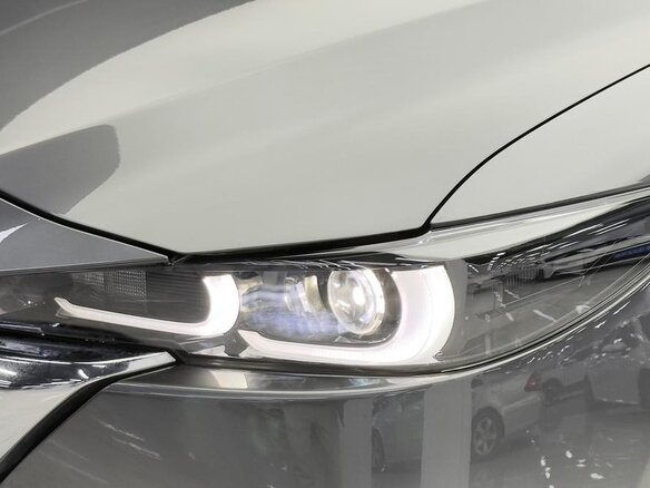2023 Mazda CX-5 II Рестайлинг, серебристый, 2590000 рублей - вид 3