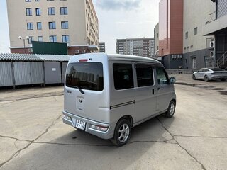 2021 Toyota Pixis Van I Рестайлинг, серебристый, 899000 рублей, вид 3