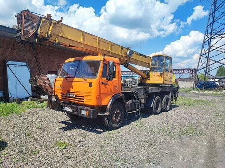 2005 КамАЗ 53215, оранжевый, 2900000 рублей, вид 1