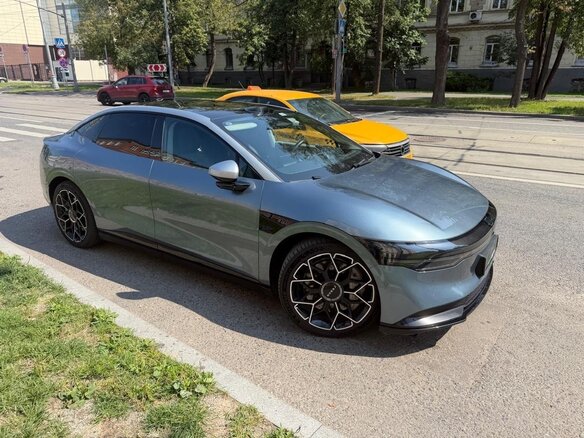 2024 Zeekr 007 616, синий - вид 17