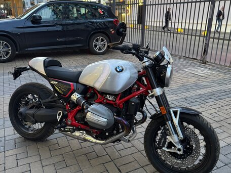2025 BMW R 12 Nine T, серебристый, 2600000 рублей, вид 4