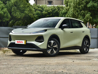 2026 Changan Qiyuan Q05 51.9 kWh II, зелёный, 2350228 рублей, вид 1