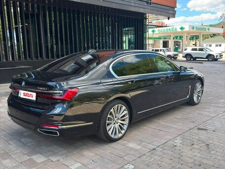 2021 BMW 7 серии Long 740Li xDrive VI (G11/G12) Рестайлинг, чёрный, 6500000 рублей, вид 2
