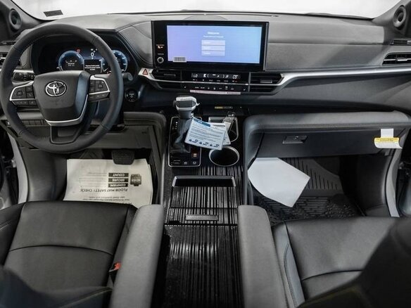 2026 Toyota Sienna IV, серый, 10548894 рублей - вид 3